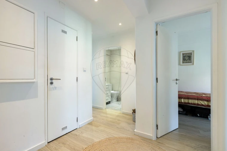 Apartamento T2 para Venda em Odivelas Foto 5