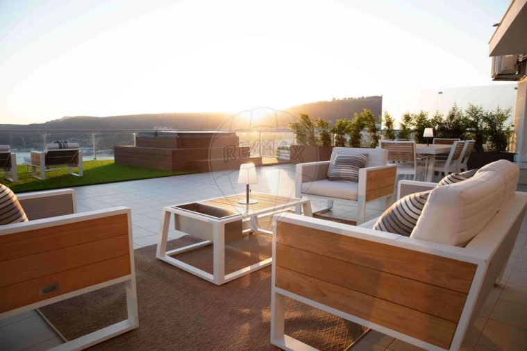 Apartamento T2 para Venda em Sesimbra (Santiago) Foto 35