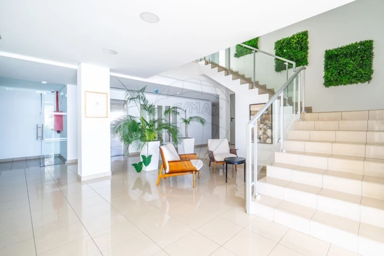 Apartamento T2 para Venda em Sesimbra (Santiago) Foto 44