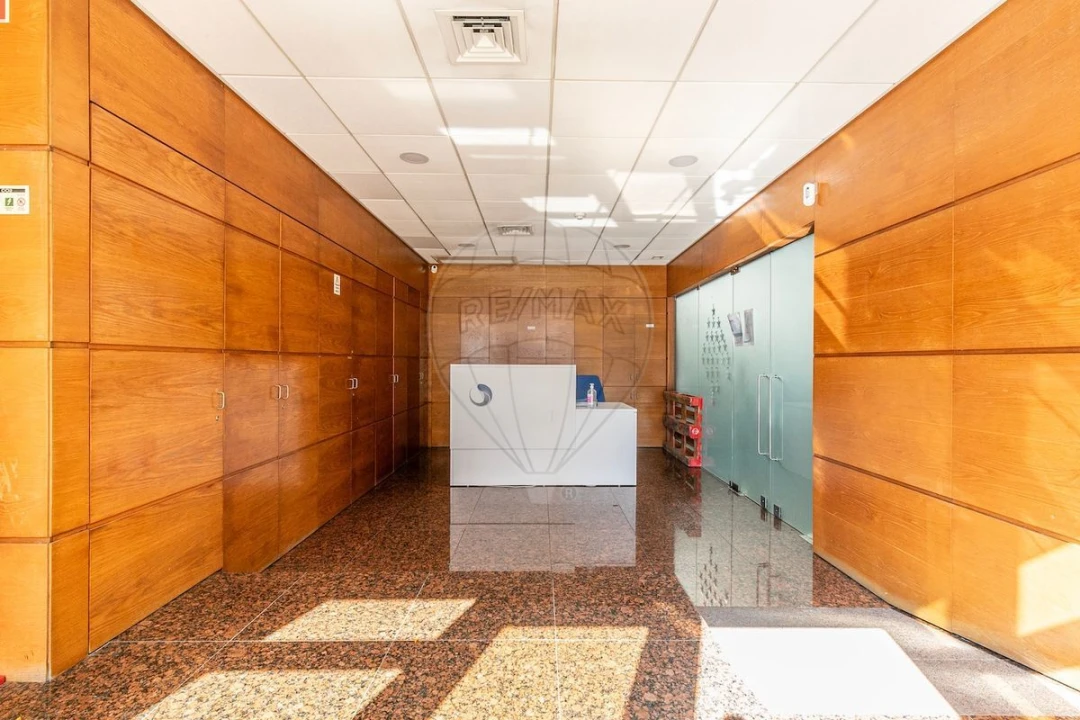 Escritório para Venda em São Domingos de Benfica Foto 16