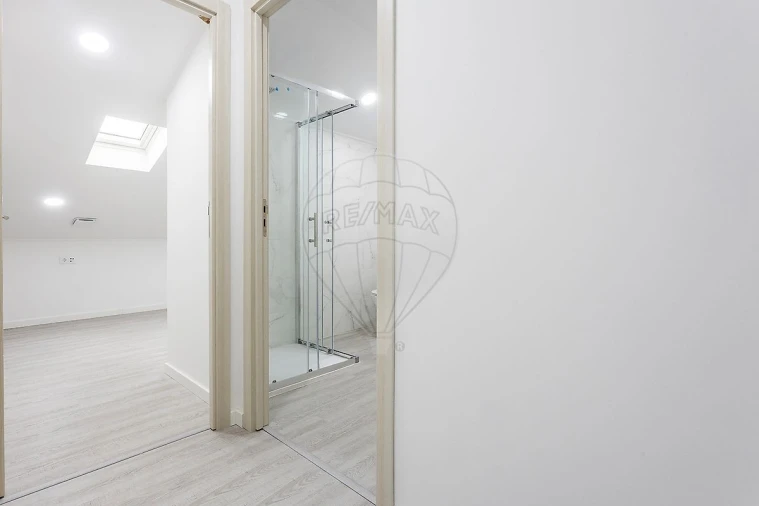 Moradia T2 para Venda em Valada Foto 20