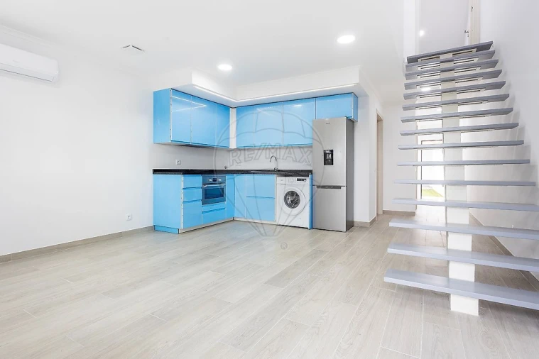 Moradia T2 para Venda em Valada Foto 2