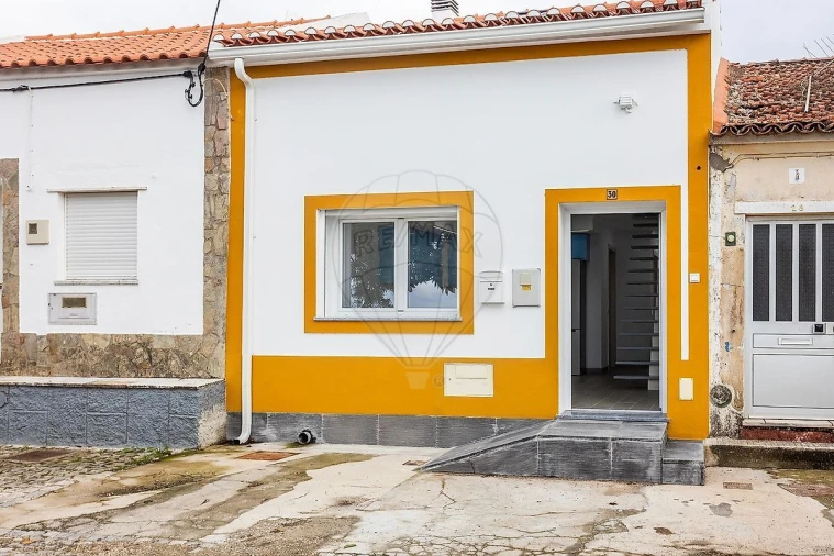 Moradia T2 para Venda em Valada Foto 31