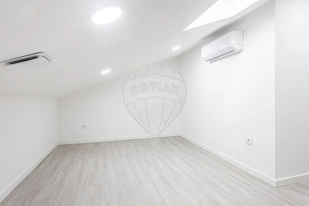 Moradia T2 para Venda em Valada Foto 23