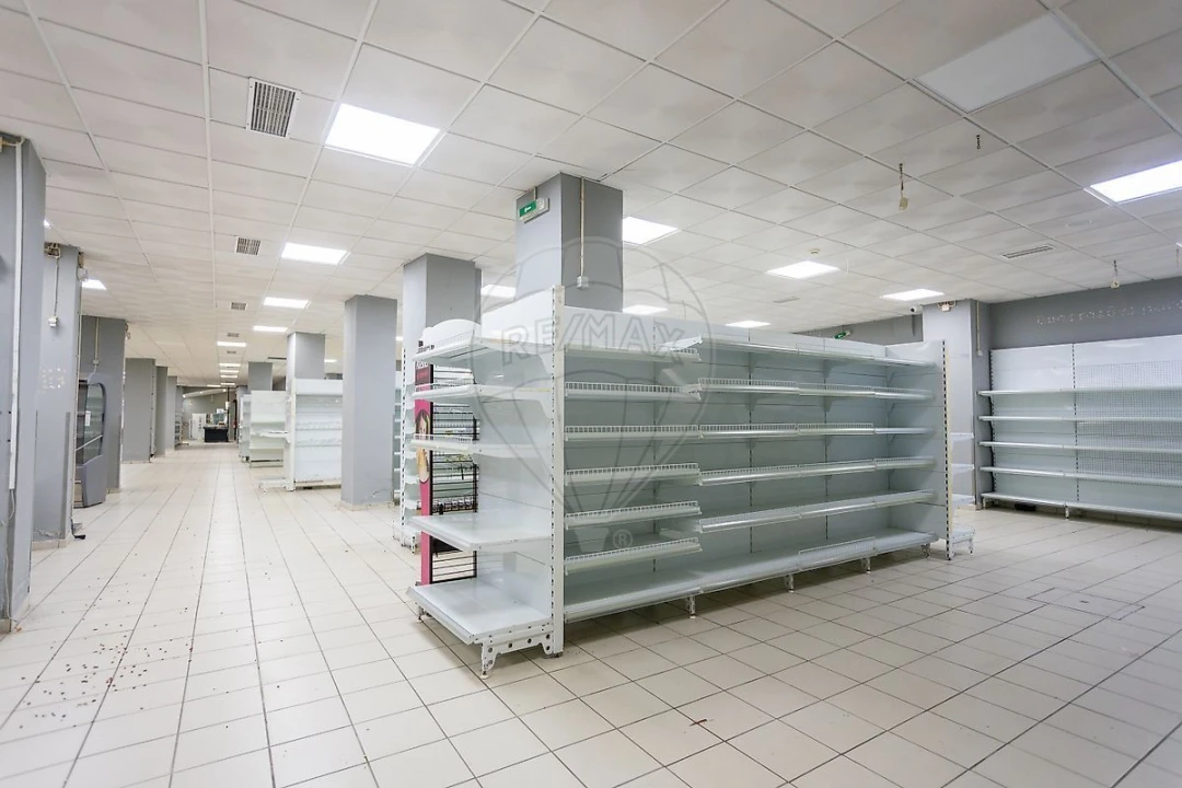 Loja para Venda em Alpiarça Foto 5