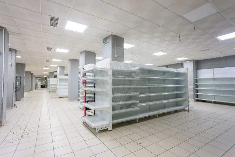 Loja para Venda em Alpiarça Foto 5