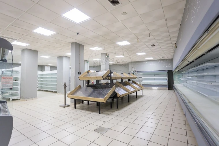 Loja para Venda em Alpiarça Foto 3