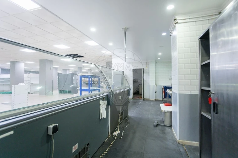 Loja para Venda em Alpiarça Foto 8