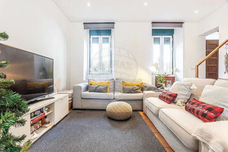 Moradia T1 para Venda em Campo de Ourique Foto 1