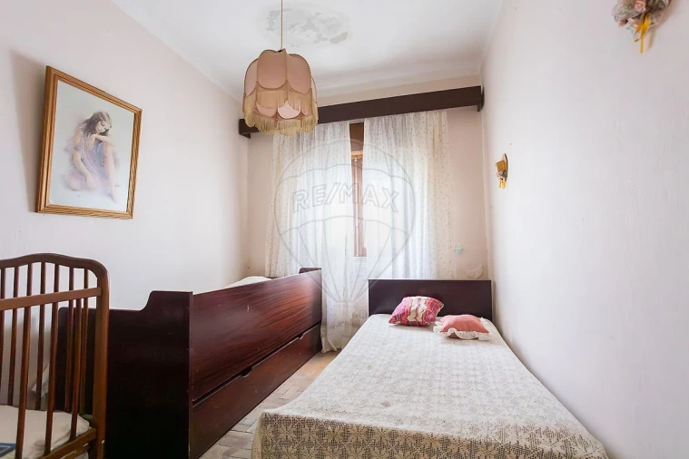 Moradia T3 para Venda em Couço Foto 17