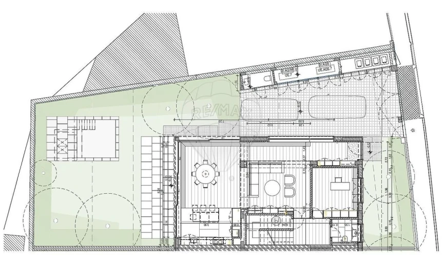 Moradia T5 para Venda em Alvalade Foto 7