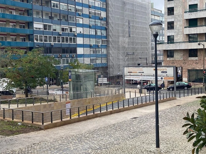 Loja para Arrendamento em Estrela Foto 8