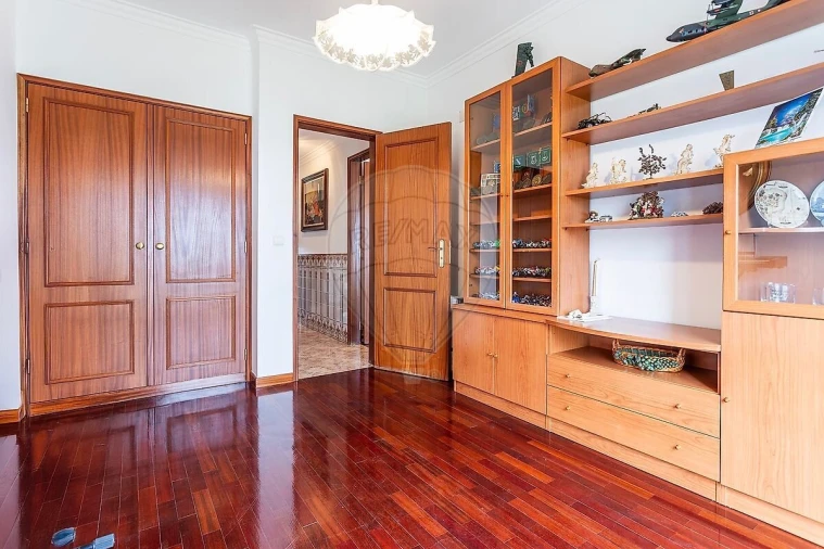 Apartamento T3 para Venda em Sesimbra (Castelo) Foto 15