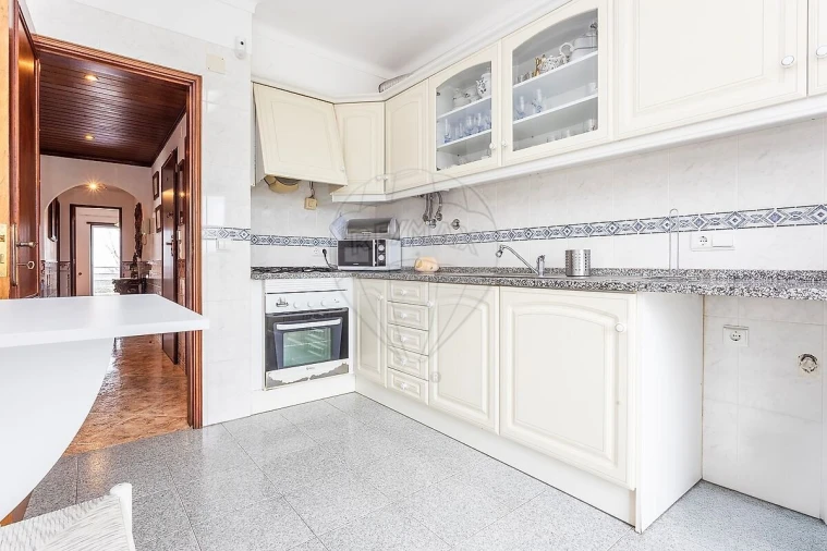 Apartamento T3 para Venda em Sesimbra (Castelo) Foto 6