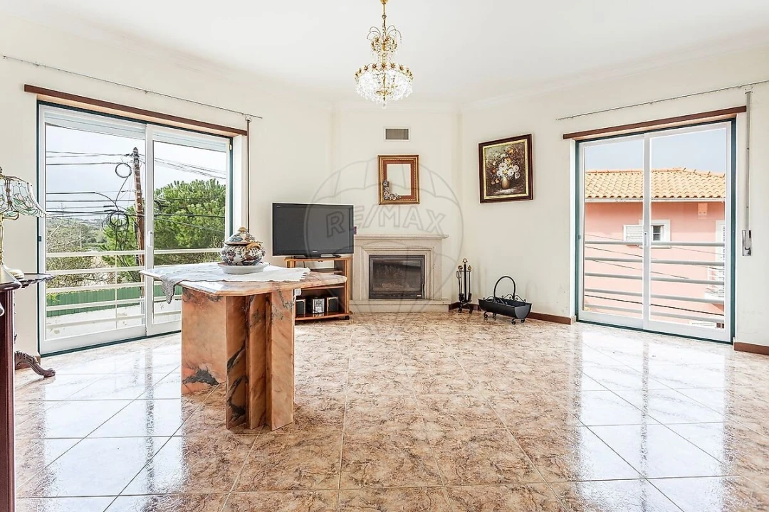 Apartamento T3 para Venda em Sesimbra (Castelo) Foto 1