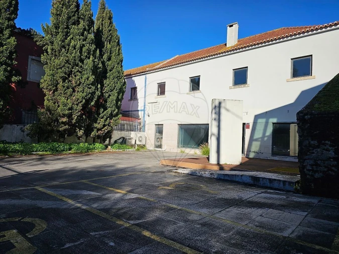 Armazém para Arrendamento em Oeiras e São Julião da Barra, Paço de Arcos e Caxias Foto 2