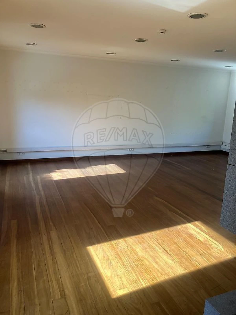 Armazém para Arrendamento em Oeiras e São Julião da Barra, Paço de Arcos e Caxias Foto 13