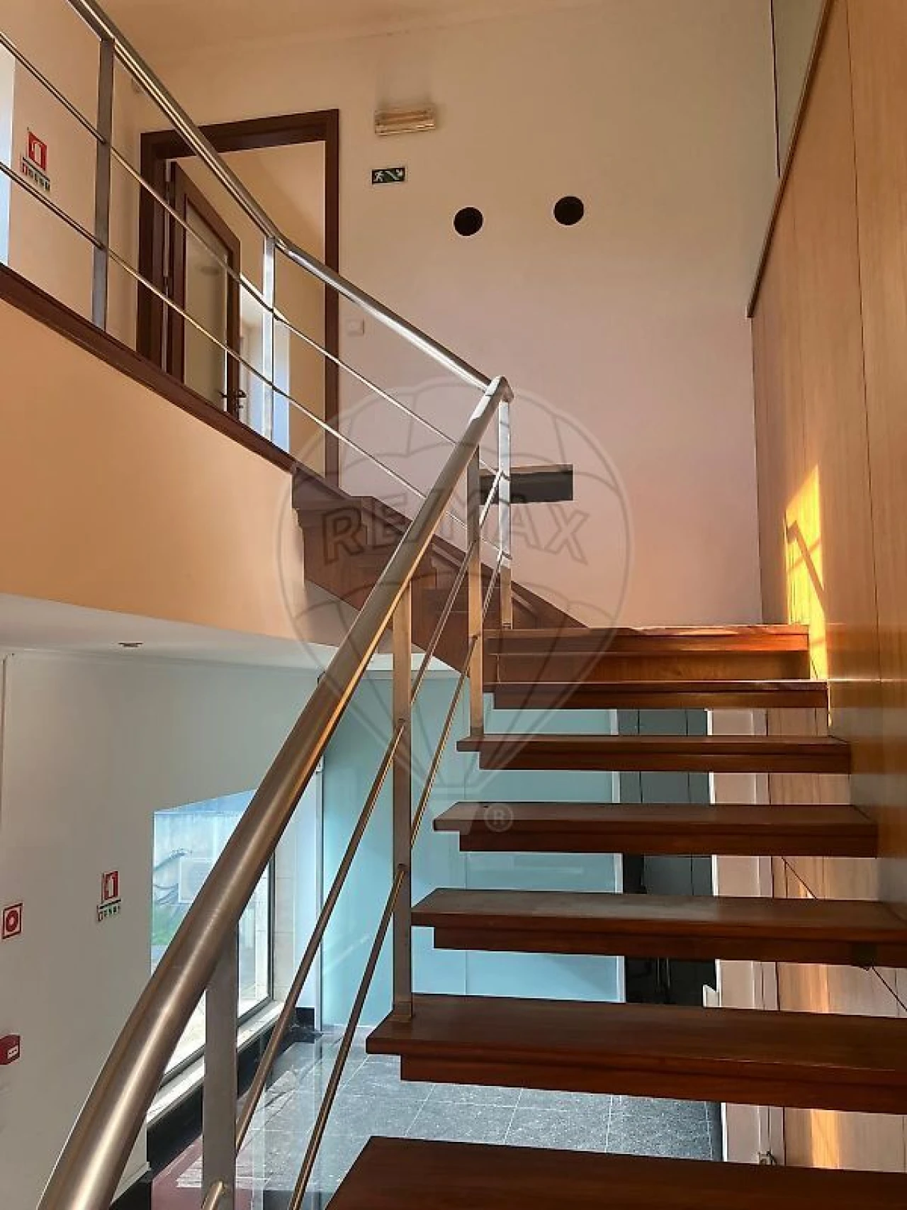 Armazém para Arrendamento em Oeiras e São Julião da Barra, Paço de Arcos e Caxias Foto 4