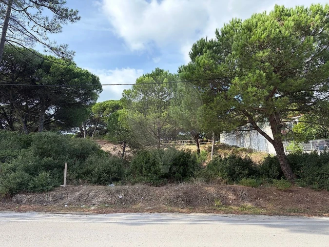 Terreno para Venda em Charneca de Caparica e Sobreda Foto 6