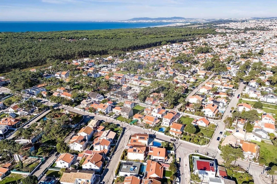 Terreno para Venda em Charneca de Caparica e Sobreda Foto 3