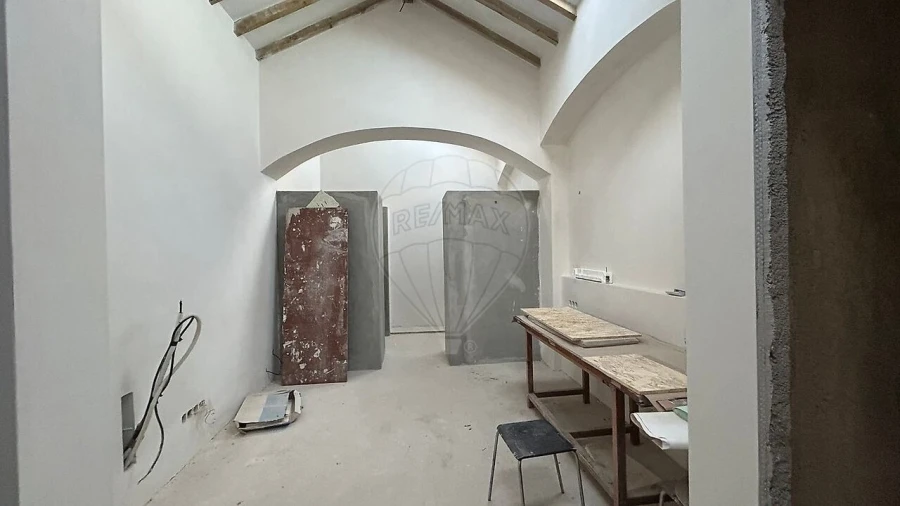 Apartamento T2 para Venda em Beato Foto 15