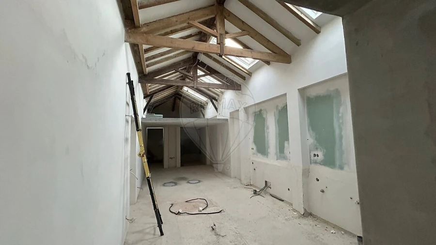 Apartamento T2 para Venda em Beato Foto 16