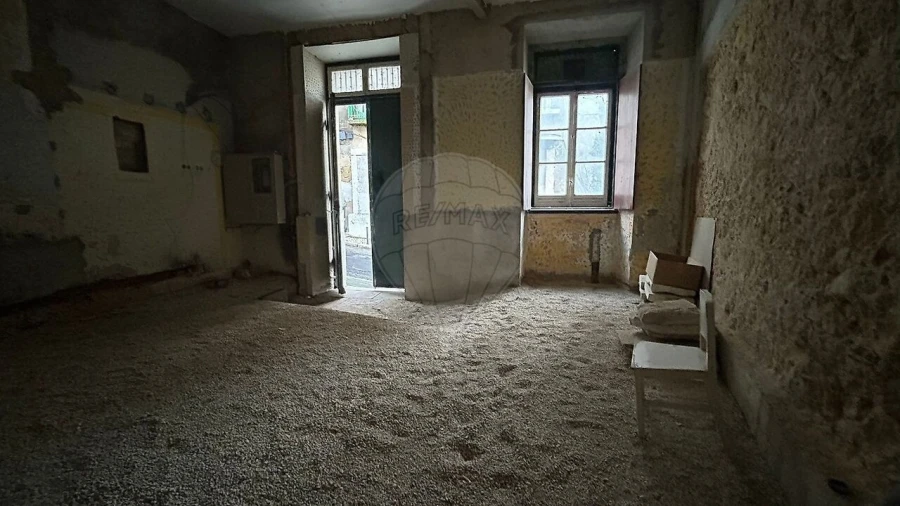 Apartamento T2 para Venda em Beato Foto 1