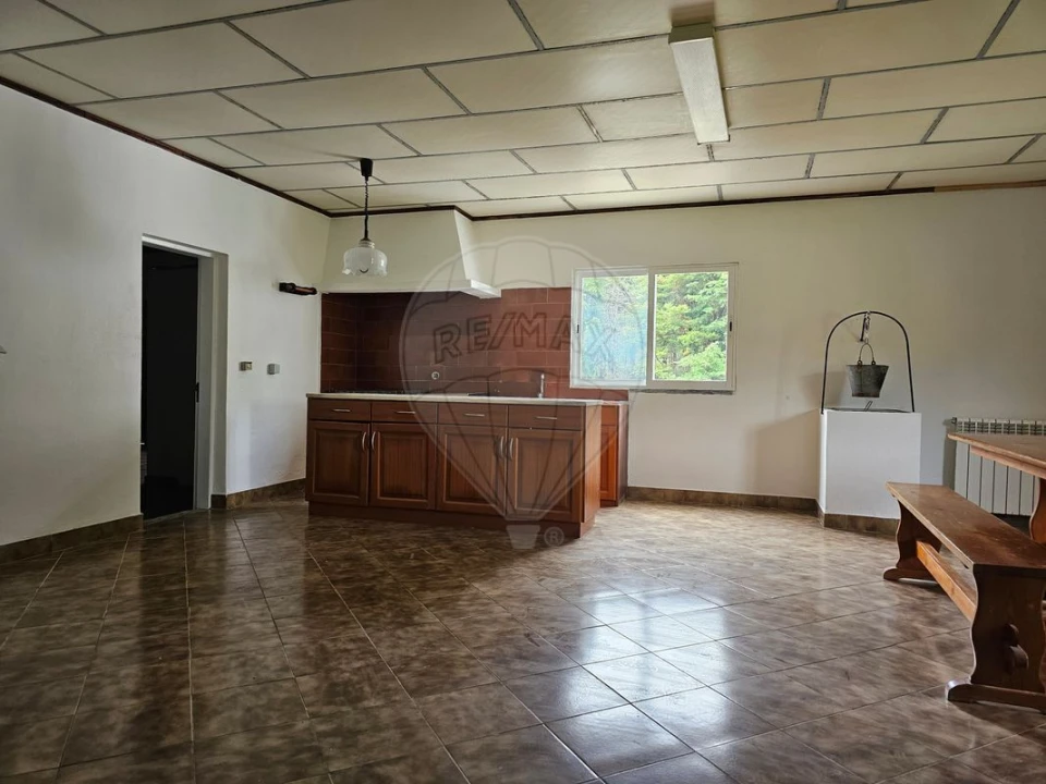 Moradia T5 para Venda em Vila Verde dos Francos Foto 13