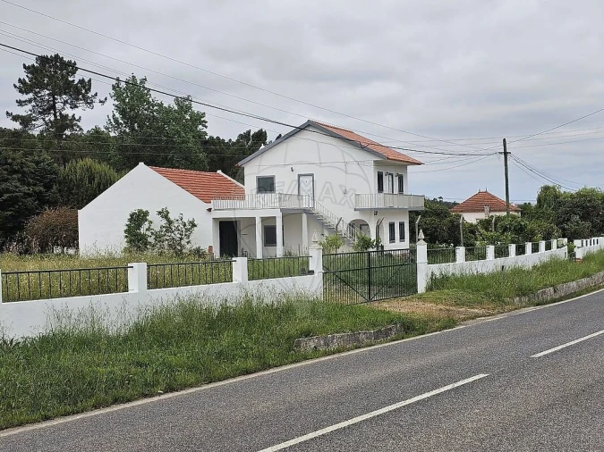 Moradia T5 para Venda em Vila Verde dos Francos Foto 25