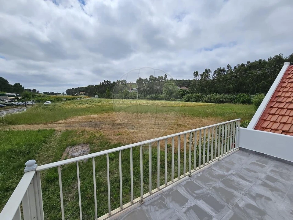 Moradia T5 para Venda em Vila Verde dos Francos Foto 22