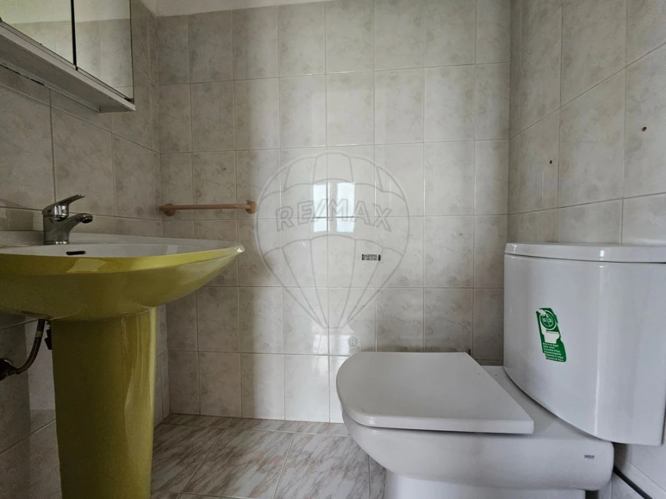 Moradia T5 para Venda em Vila Verde dos Francos Foto 11