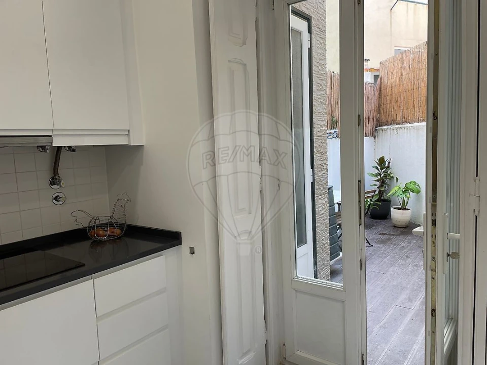 Apartamento T2 para Venda em Alcantara Foto 8