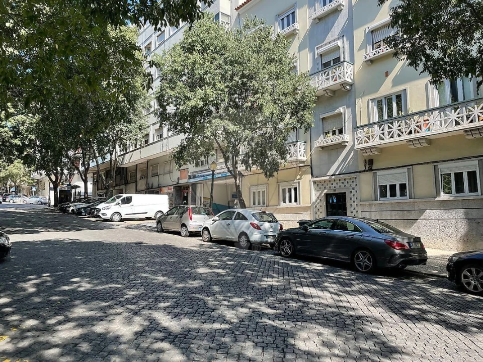 Apartamento T2 para Venda em Alcantara Foto 27