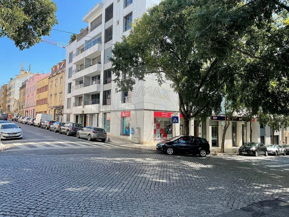 Apartamento T2 para Venda em Alcantara Foto 26