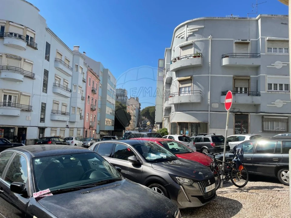 Apartamento T2 para Venda em Alcantara Foto 25