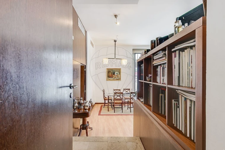 Apartamento T3 para Venda em Misericórdia Foto 7