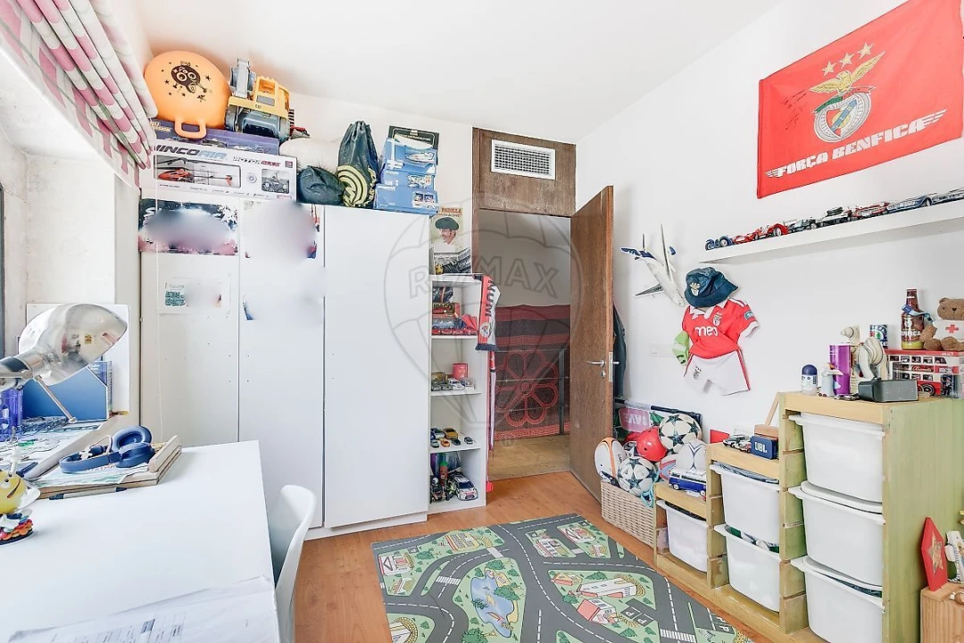 Apartamento T3 para Venda em Misericórdia Foto 24