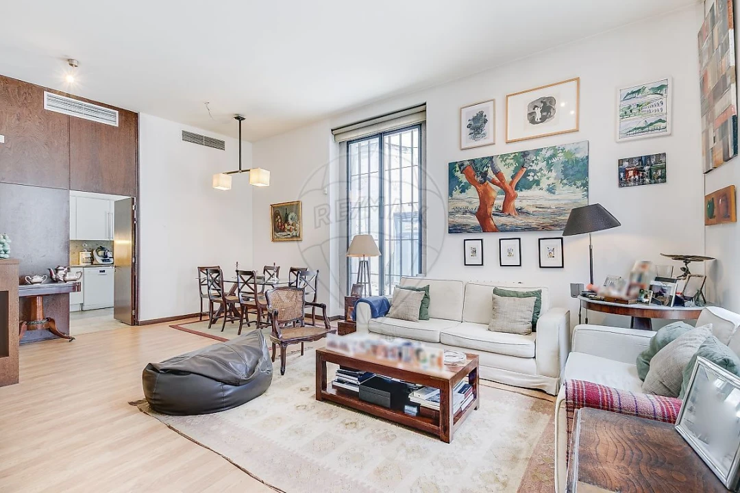 Apartamento T3 para Venda em Misericórdia Foto 1