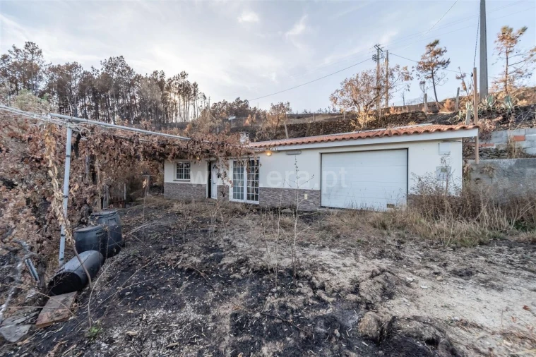 Quinta T2 para Venda em Castelejo