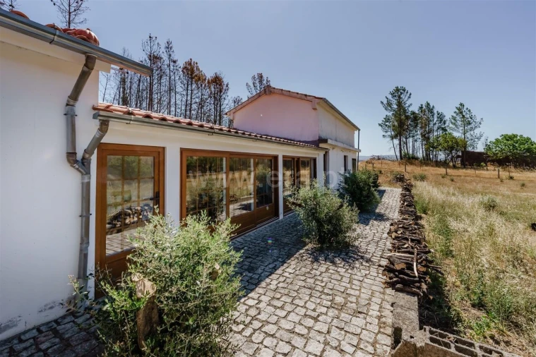 Quinta T1 para Venda em Erada Foto 3