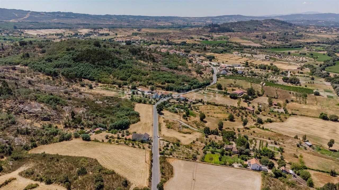 Terreno para Venda em Inguias Foto 1