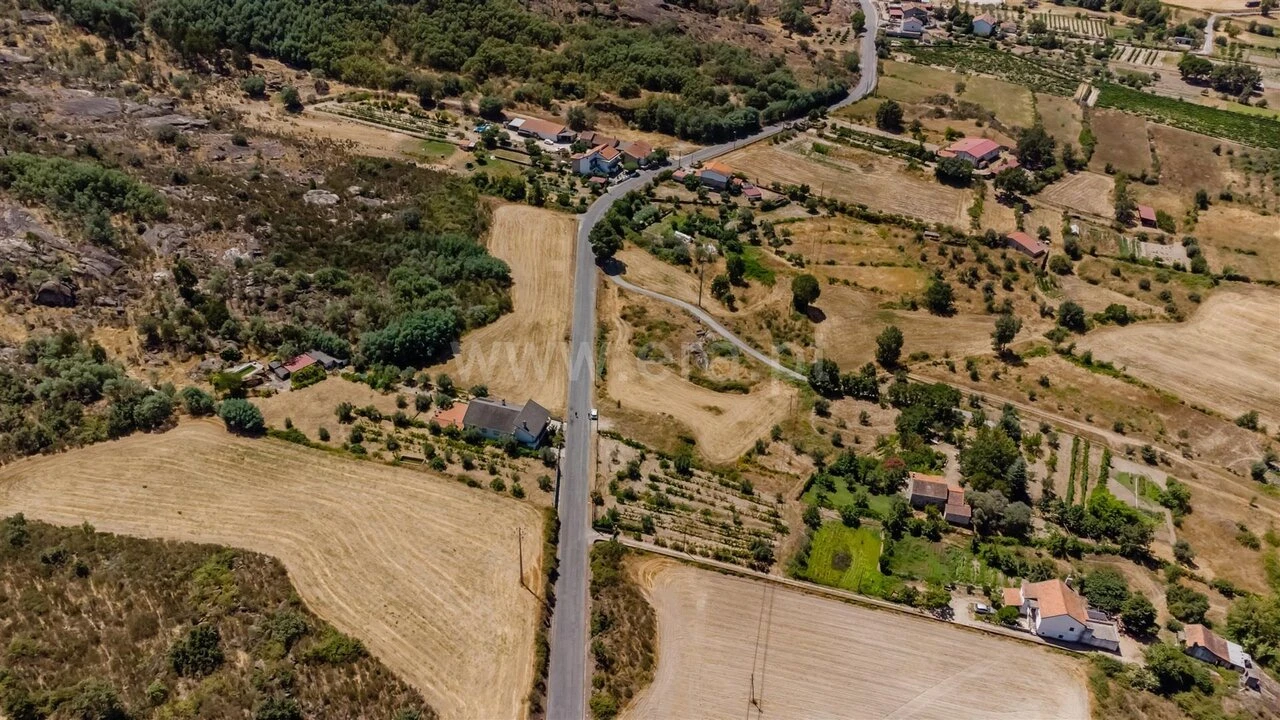 Terreno para Venda em Inguias Foto 2