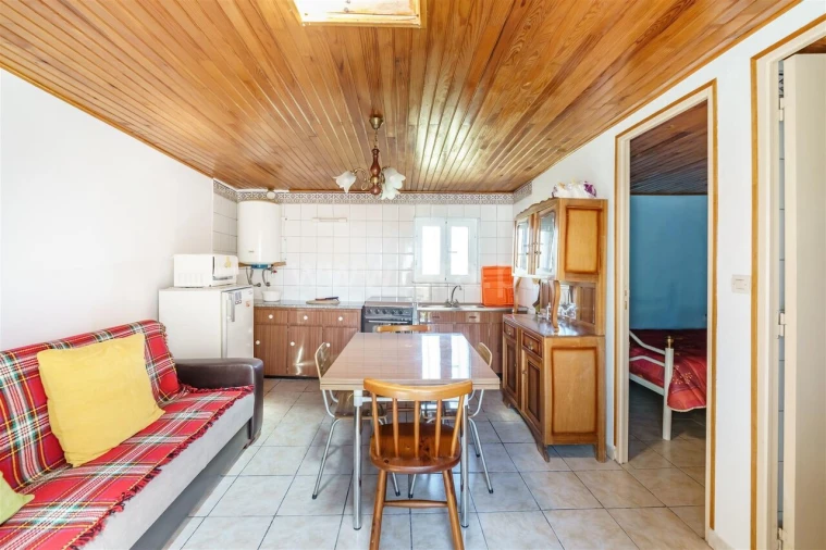 Moradia T3 para Venda em Caria Foto 2