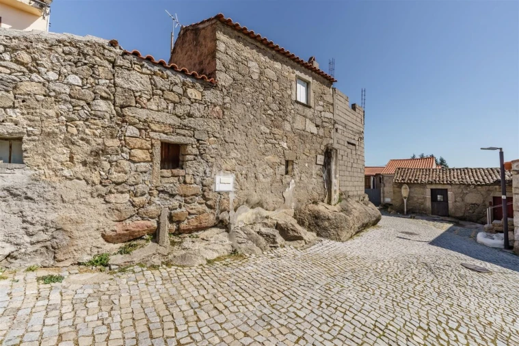 Moradia T3 para Venda em Caria Foto 17