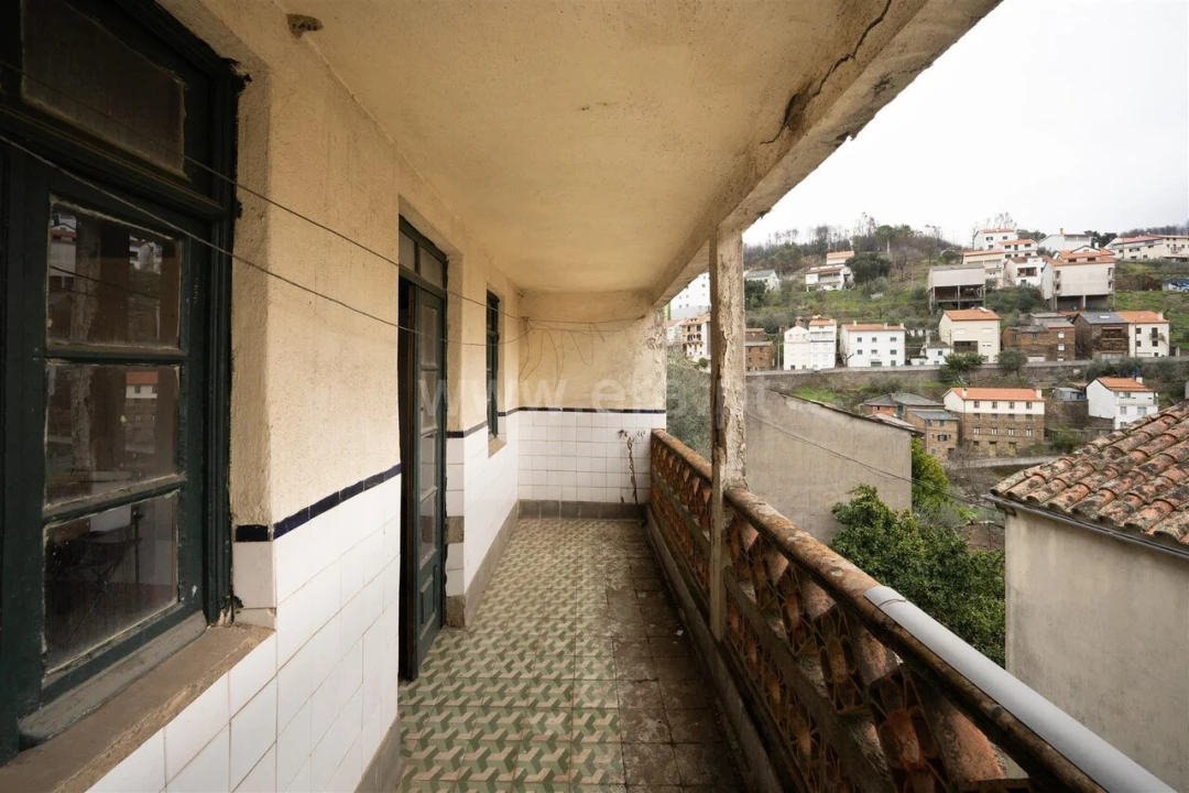 Moradia T4 para Venda em Sobral de São Miguel Foto 11