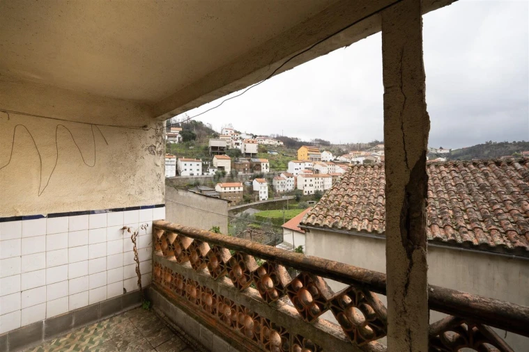 Moradia T4 para Venda em Sobral de São Miguel Foto 9