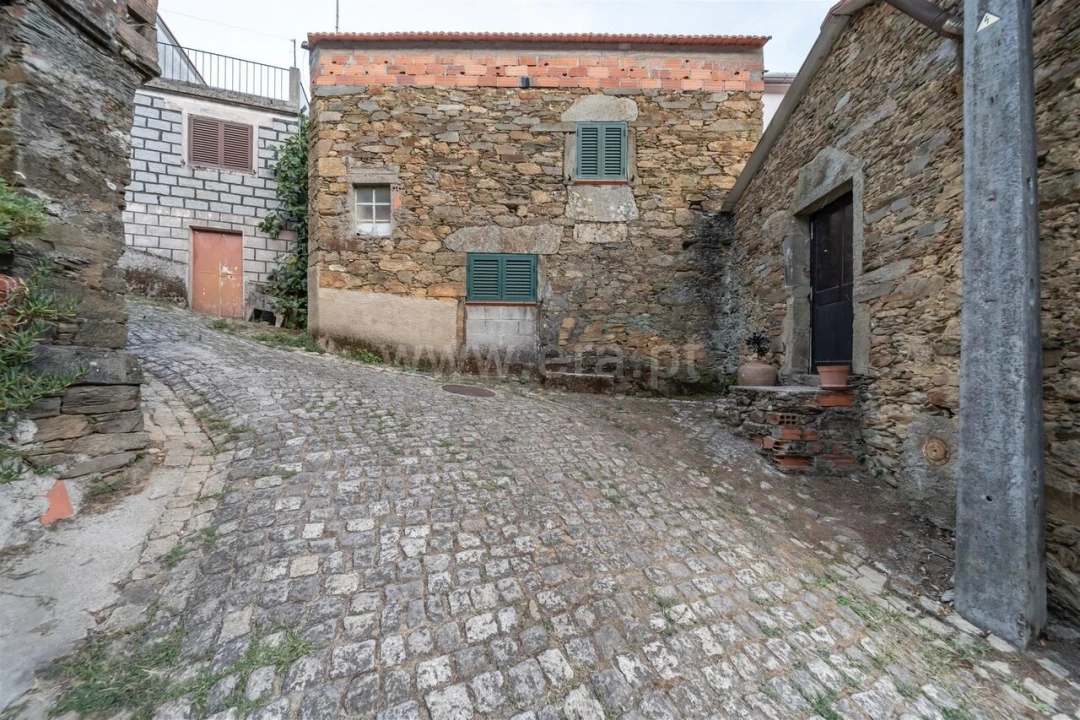 Moradia T5 para Venda em Castelejo Foto 19