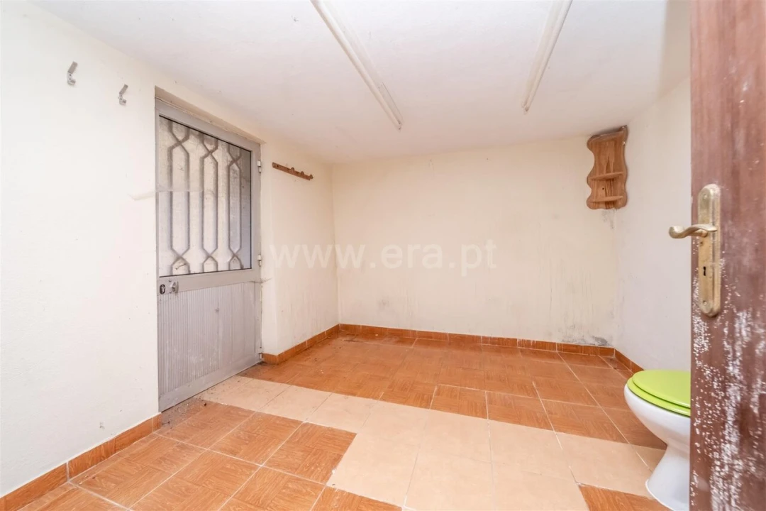 Moradia T5 para Venda em Castelejo Foto 17