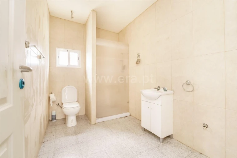 Moradia T5 para Venda em Inguias Foto 18