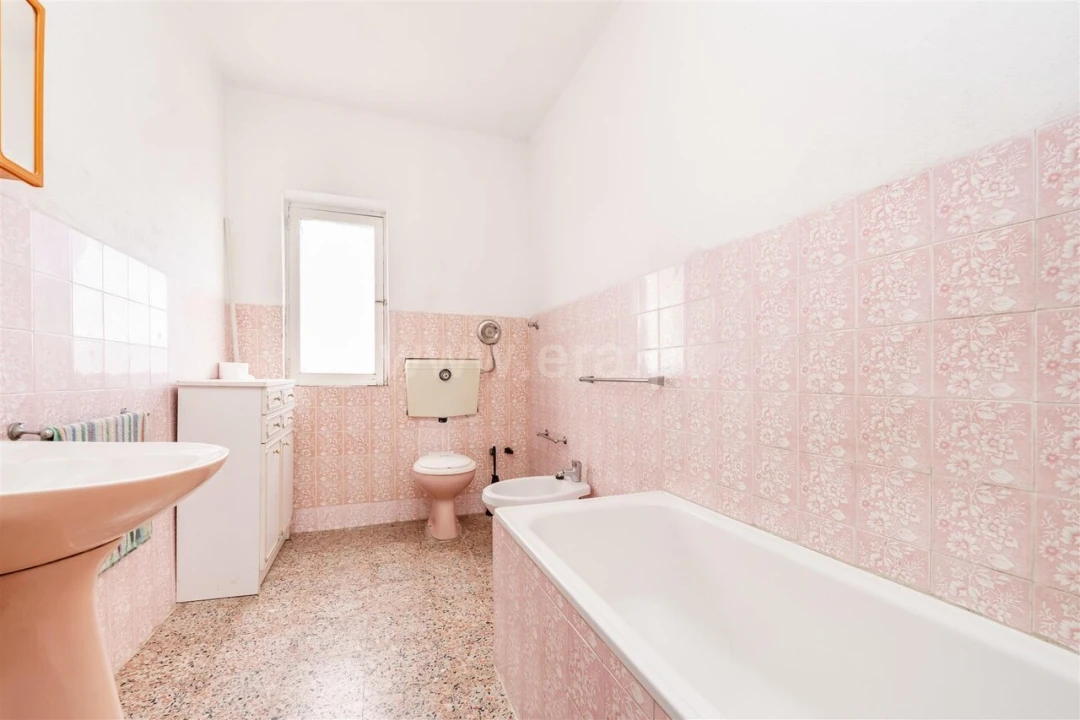 Moradia T5 para Venda em Inguias Foto 13